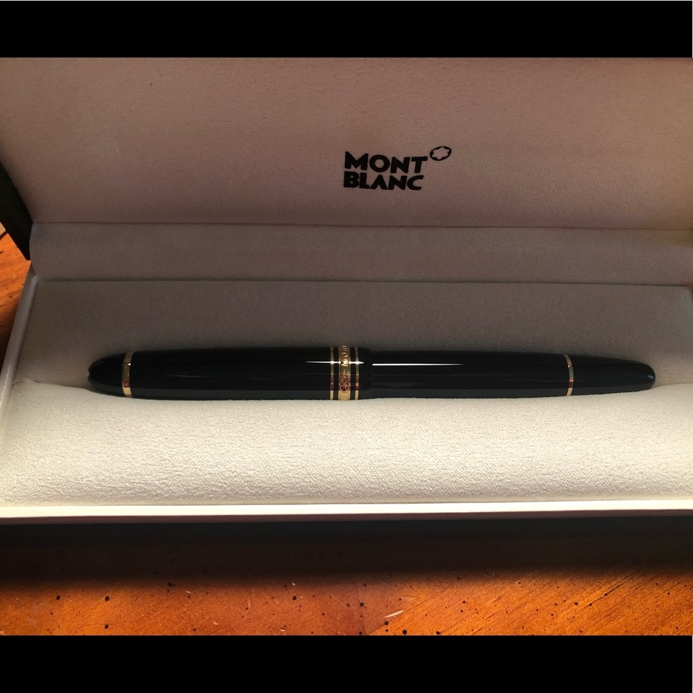 Montblanc Meisterstruck Ballpoint Pen - Gold